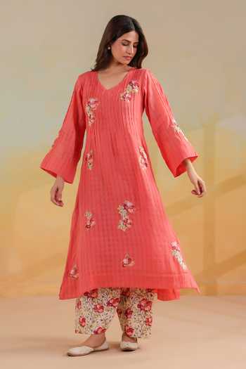 Anshu Wadhwa Applique Embroidered Kurta & Pant Set 