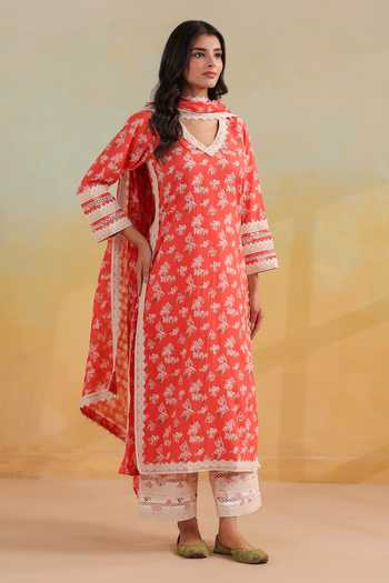 Anshu Wadhwa Floral Print Straight Kurta Set 