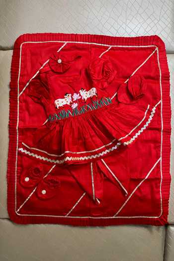 Label Kiaa Pichwai Jamna Embroidered Kurta Set