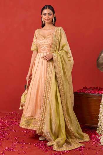 Taro Inaayat Embroidered Anarkali Set