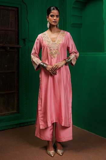 Charu Makkar Reena Zardozi Work Kurta & Pant Set 