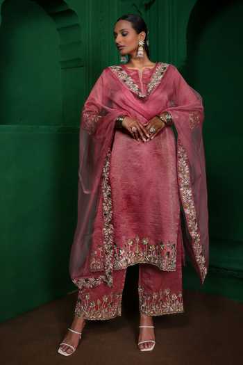 Charu Makkar Shabhana Gota Work Kurta Set 