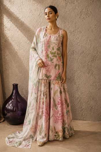 Aroop Shop India Liyana Printed Kurta Set 