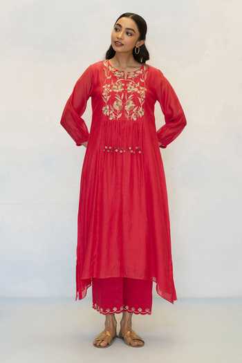 AM by Anita Mittal Noorani Embroidered Kurta & Pant Set 