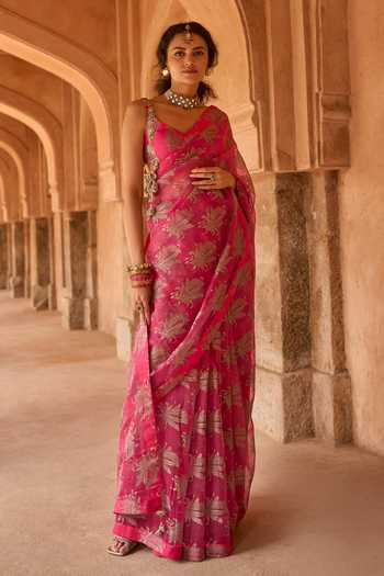 Bhumika Sharma Myla Printed Saree With Blouse 