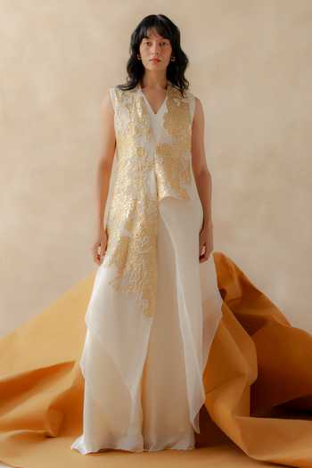 Richa Khemka Celia Embroidered Overlay & Jumpsuit Set 