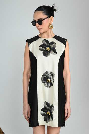The Dramebaaz CO Shadowflora Column Dress 