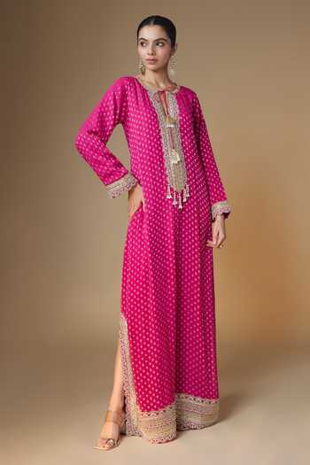 Renee label Raspberry Pink Banarasi Butti Kaftan 