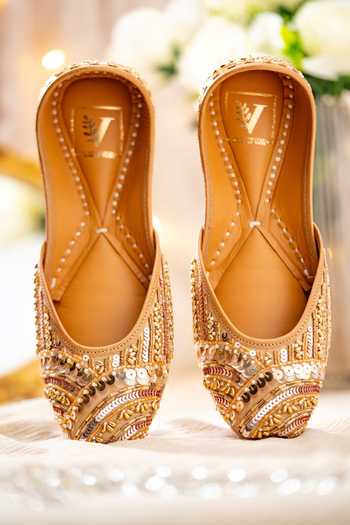 House of Vian Nikhat Sequin Embroidered Juttis