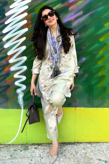 Rainas The Folly Sage Floral Print Kurta Set 