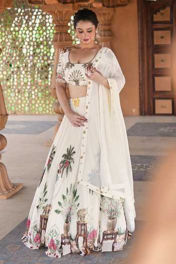 House Of Akshata Ivory Botanical Pleated Lehenga Set 