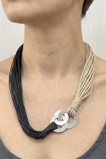 Zaza By Somya The Knot & Loop Necklace 
