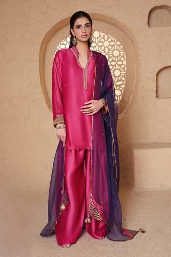 Label Niti Bothra Mehrang Pink Short Kurta Set 