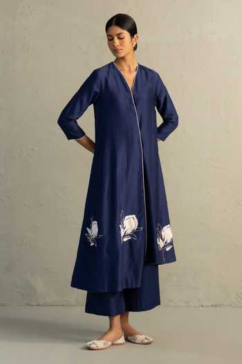Charkhee Patchwork Embroidered Kurta & Pant Set 