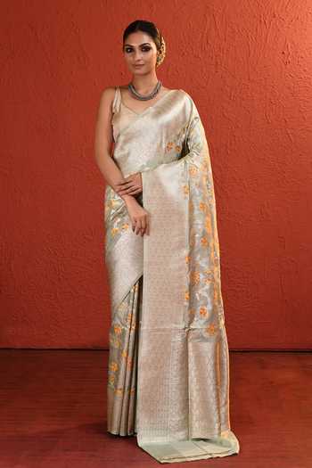 Vishwa By Pinki Sinha Floral Bloom Saree With Running Blouse 