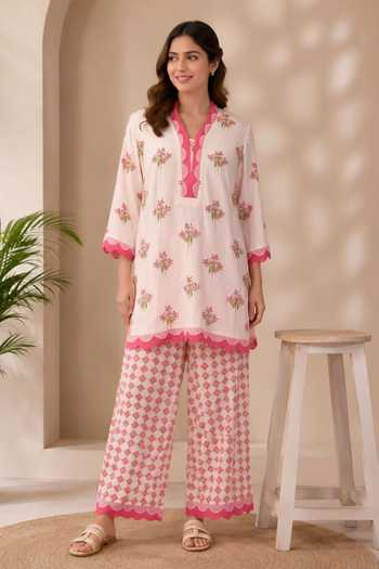 Surabhi Arya Scalloped Kurta Set