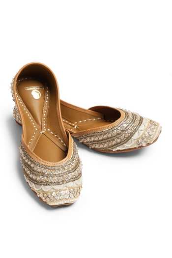 Shilpsutra Golden Guilt Juttis 