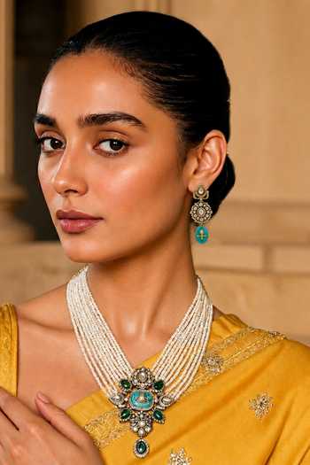 Tad Accessories Faux Pearls Necklace Set