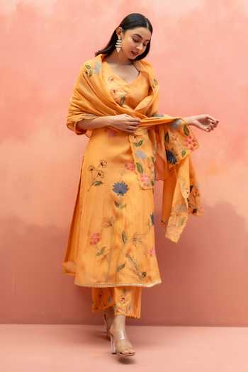 AM by Anita Mittal Falak Floral Embroidered Anarkali Set 
