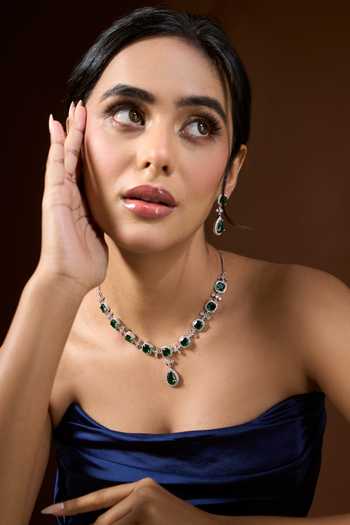 Nazaakat By Samara Singh Stone Studded Necklace Set 