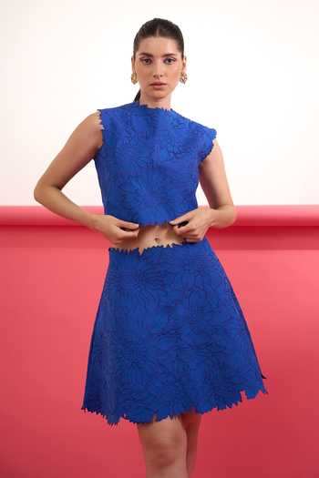 Parneet Gujral Floral Embroidered Skirt 