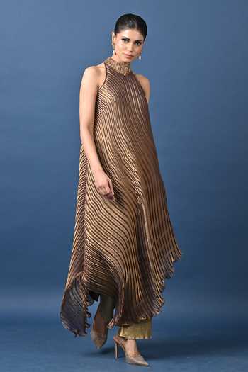 Kiran Uttam Ghosh Collar Detailed Pleated Tunic 