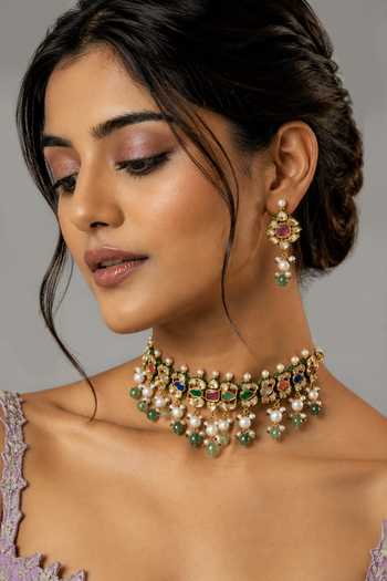 Vivinia By Vidhi Mehra Pearl Embellished Choker Set