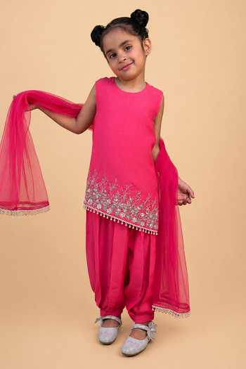 Turqidz By Shweta Aggarwal Embroidered Sherwani With Pant 