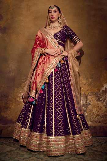 Muskann Kapadiaa Shringar Banarasi Bandhani Woven Lehenga Set 