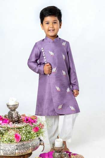Label Kiaa Hand Embroidered Kurta Set
