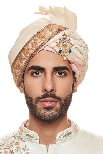 Raabta By Rahul Ibha Emerald Tube Brooch 