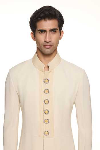 Raabta By Rahul Minaar Set Of 7 Buttons 