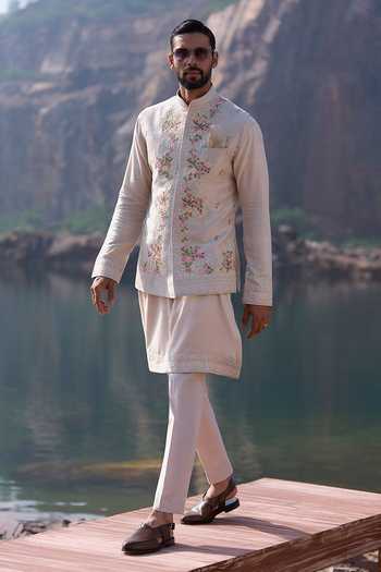 Anushree Reddy Poppy Creeper Thread Bundi Set 