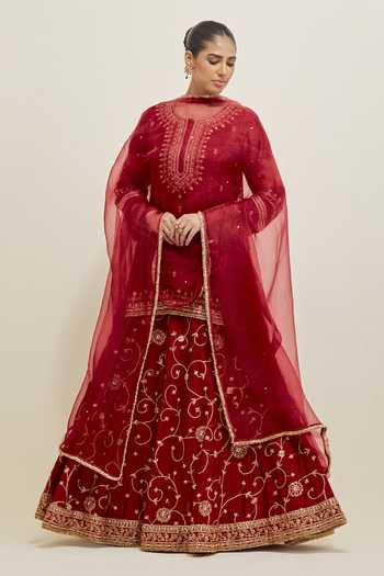 Ikshita Choudhary Embroidered Kurta Lehenga Set 