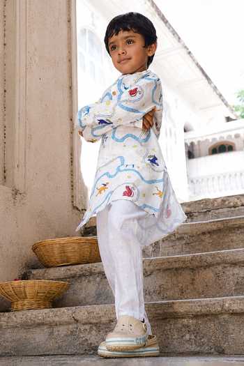 Funny Bones Clothings Griffin Printed Kurta Set 
