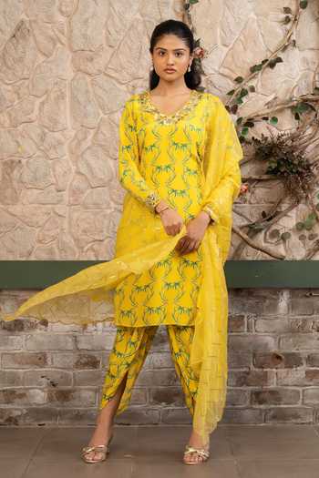 Senren By Eshana Raut Tropical Print Kurta Set 