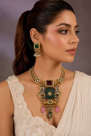 Vivinia By Vidhi Mehra Carved Stone Statement Necklace Set 
