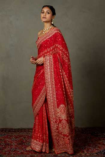 RI.Ritu Kumar Villa Silk Aari Embroidered Saree With Unstitched Blouse Fabric 