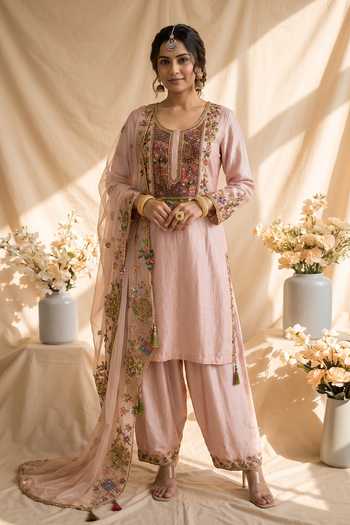 Mandira Wirk Floral Resham Embroidered Chanderi Kurta Set 