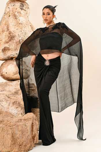 Day And Mood Short Cape & Skirt Set 