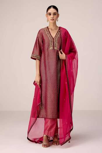 Shyam Narayan Prasad Zardozi Embroidered Kurta Set 