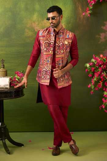 Arihant Rai Sinha Bridal Woven Bundi Set 
