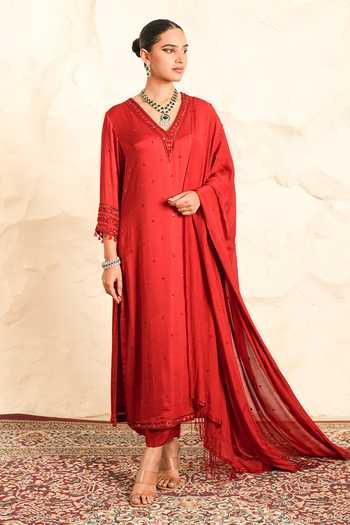Nidhika Shekhar Meherbaan Embroidered Kurta Set 