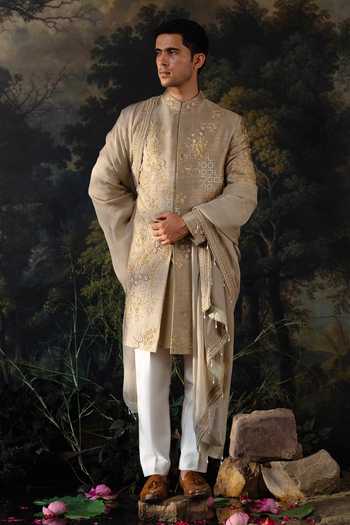 Ayush Jain Sabz Embroidered Sherwani Set 