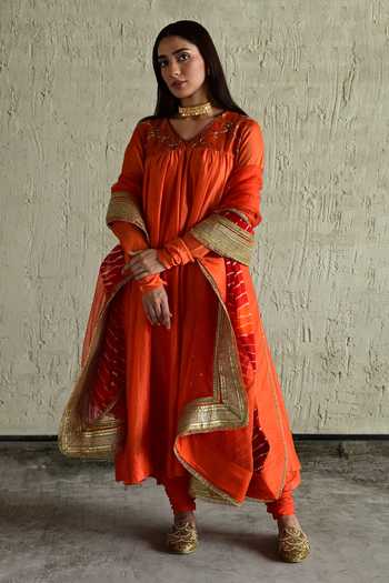 Shorshe Clothing Embroidered Chanderi Kurta & Churidar Set 