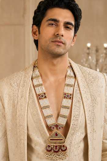 Vivinia By Vidhi Mehra Pearl Strands Kundan Pendant Necklace