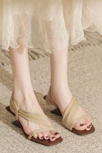 Ozzaro Chairwomen Choice PU Leather Heels 