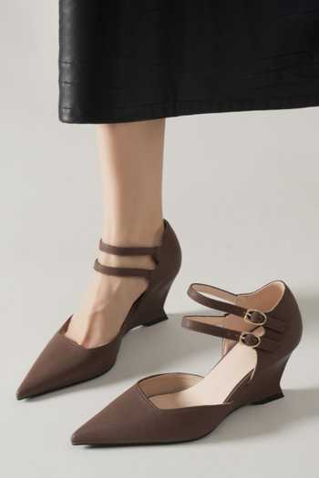 Ozzaro Vectora Double Strap Heels 