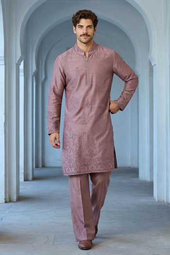 Amit Arora Embroidered Chanderi Silk Kurta & Pant Set 