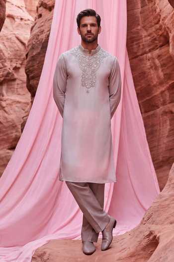 Amit Arora Embroidered Kurta Set 